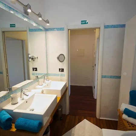 Leonardo Apartment